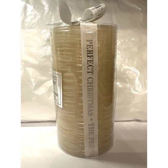 The Perfect Christmas Candle Frosted Cranberry Scented 6” Burns 85 Hours SEALED - Picture 4 of 7